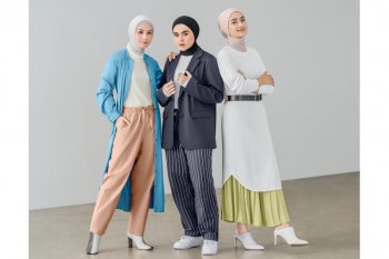 Ayudia C, Sivia Azizah, dan Tantri Namirah merilis panduan gaya "modest"