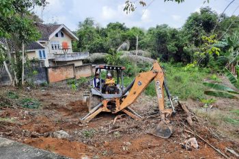 Bupati Kampar hadiahi PWI Kampar gedung dua lantai