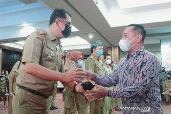 Dislutkan-BPK RI Perwakilan Kalteng raih Anugerah Keterbukaan Informasi kategori Informatif