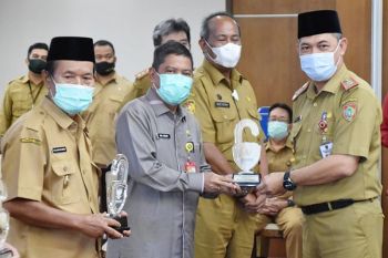 Pulang Pisau kembali raih penghargaan kabupaten menuju keterbukaan informasi publik