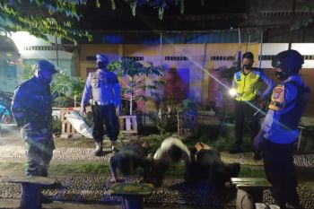 Bawa senjata tajam di tempat hiburan, tiga pemuda di Alas Sumbawa diamankan