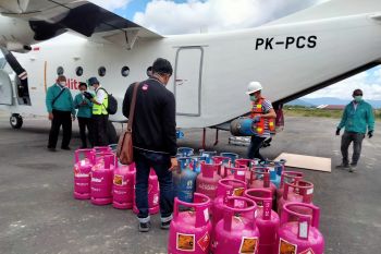 Warga perbatasan Malaysia harapkan Pertamina rutin distribusikan LPG 12 kg