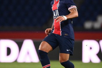 Paris Saint-Germain perpanjang kontrak bek Juan Bernat hingga 2025