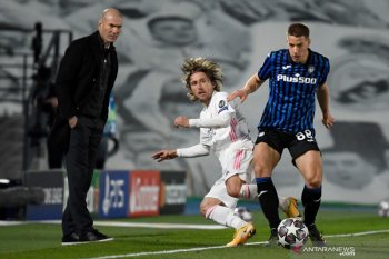Zidane sebut di lapangan Modric tak terlihat 35 tahun