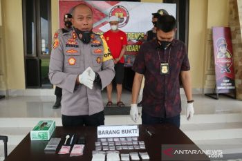 Polres Kendari tangkap pengedar sabu 137 gram