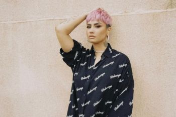 Demi Lovato akhirnya berkolaborasi dengan Ariana Grande