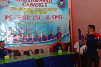Ribuan buruh di Pasaman Barat belum dapatkan hak sesuai aturan
