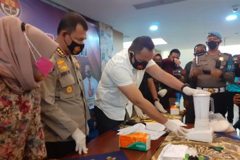 Polda Sumbar musnahkan barang bukti narkoba jaringan internasional