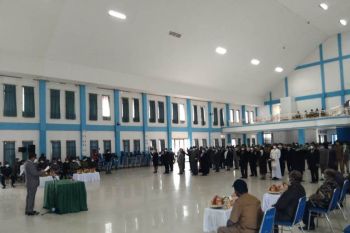 Bupati Jayawijaya lantik 80 pejabat administrasi dan pengawas