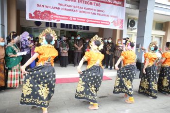 Menaker inginkan BLK jadi tempat pertemuan dunia industri