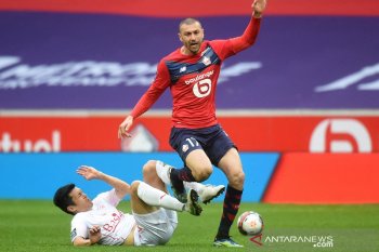 Lille dipecundangi Nimes 1-2