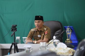 Bupati Lampung Barat raih penghargaan penanganan COVID-19