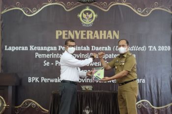 Pemkab Konawe Utara serahkan laporan keuangan daerah 2020 kepada BPK