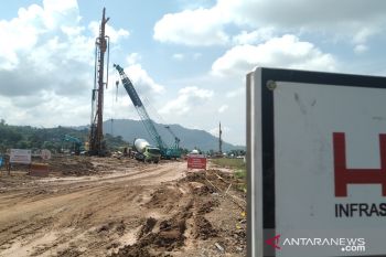 Tol Padang-Pekanbaru penting untuk ketahanan pangan Sumatra
