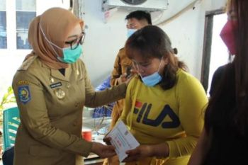 Bupati Mamuju bantu 11 KK korban kebakaran