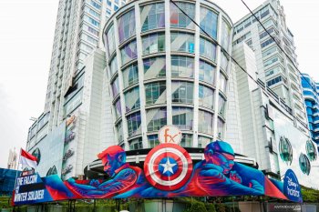 Seniman Indonesia buat serial mural "The Falcon and The Winter Soldier"