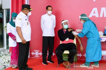 Presiden RI minta bupati kawal program vaksinasi dengan detail