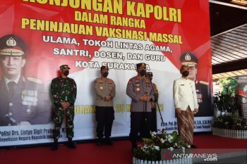 Kapolri imbau masyarakat Solo terapkan prokes setelah vaksin