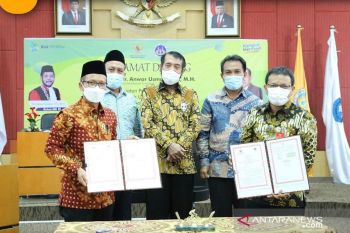 UNP laksanakan MoU dan kuliah umum bersama Ketua MK RI