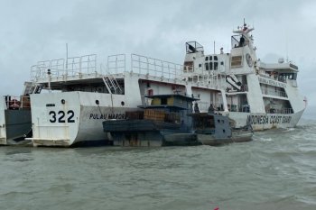 Tiga kapal tertangkap saat transfer BBM ilegal di perairan Kepri