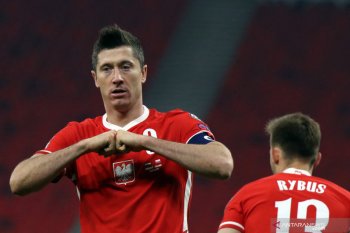 Cedera lutut, Lewandowski dipastikan absen saat Polandia lawan Inggris