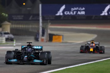 Ini penjelasan Race director soal kontroversi limit trek pascakemenangan Hamilton