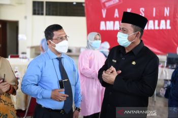 Lansia di Karimun  dan Lingga  belum divaksin