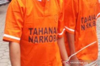 Polisi tangkap pejabat pemkot diduga pakai narkoba