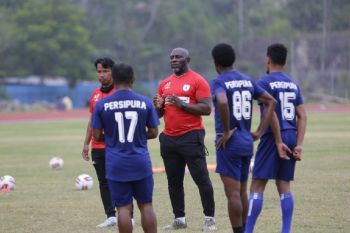 Pelatih Persipura genjot latihan pemain sebelum tampil Piala AFC