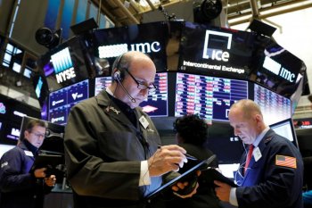 Saham-saham Wall Street dibuka lebih rendah, tertekan penurunan saham teknologi