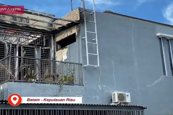 Kebakaran di perumahan tewaskan satu orang