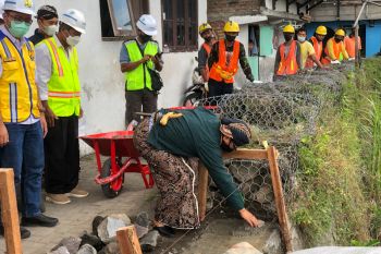 Penataan kawasan kumuh bantaran Sungai Code Yogyakarta dilanjutkan di tiga kelurahan