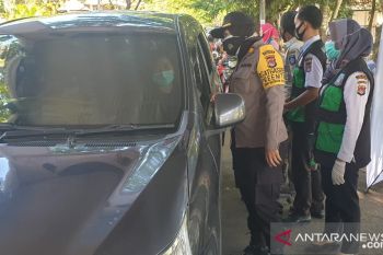 Vaksinasi COVID-19 "drive thru" di Loteng sasar pengguna jalan