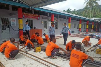 Lapas Talu Pasamam Barat latih narapidana perbengkelan las