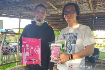 Mahasiswa Palu kenalkan aplikasi pasar digital di UMKM Sigi