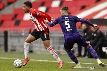PSV amankan kembali posisi kedua seusai cukur Heracles 3-0