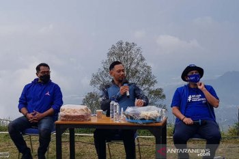 AHY menilai pihak KLB seharusnya minta maaf ke Presiden Jokowi