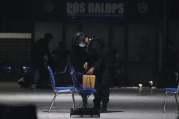 Gegana amankan benda mencurigakan di Terminal Purbaya, Madiun