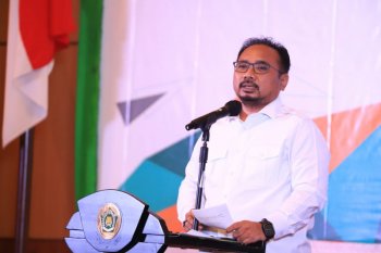 Kemenag izinkan salat tarawih dan salat Idul Fitri secara berjamaah