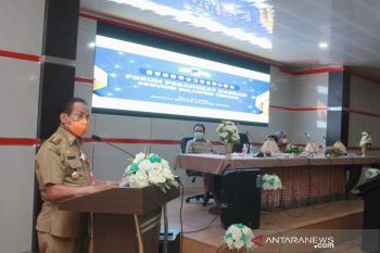 Gubernur Sulteng  minta pemerintah kabupaten/kota tekan kemiskinan