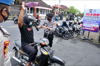 Layanan SIM drive thru Polres Badung