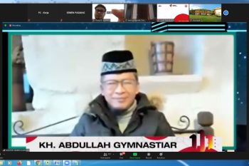Peringati HUT 111 tahun Semen Padang Tabligh Akbar Bersama Aa Gym