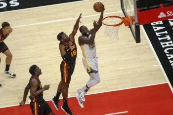 Danilo Gallinari, Clint Capela bawa Hawks  kalahkan Warriors