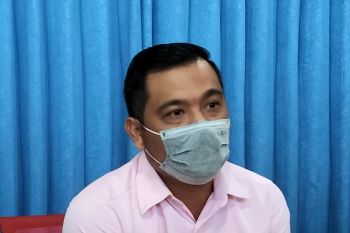 Pertamina melakukan pembersihan pascasemburan sumur minyak di Tarakan