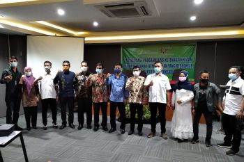 Masyarakat Peduli BPJS terima 100 keluhan pelayanan di wilayah Sumbarriaukepri