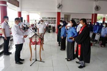 Bupati Lampung Selatan pimpin sumpah janji 56 CPNS