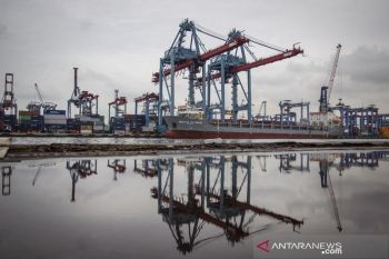 Pengamat menilai kebijakan pemerintah efektif bantu ekonomi bertahan dalam kondisi pandemi