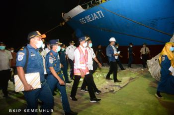 Menhub minta pengelolaan empat dermaga di Pelabuhan Badas disatukan untuk efisiensi