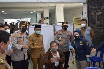 Kabupaten OKI kebut realisasi vaksinasi guru dan lansia