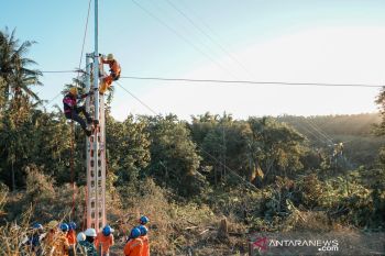 PLN pulihkan kondisi listrik enam kabupaten di NTT